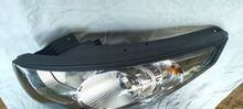 Load image into Gallery viewer, Frontscheinwerfer Hyundai Ix35 92101-2Y LED Links Scheinwerfer Headlight