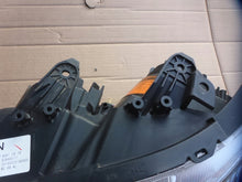 Laden Sie das Bild in den Galerie-Viewer, Frontscheinwerfer Mitsubishi Asx 8301C879 Xenon Links Scheinwerfer Headlight