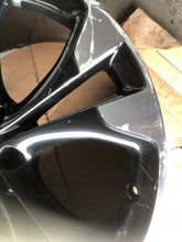 Laden Sie das Bild in den Galerie-Viewer, 1x Alufelge 20 Zoll 8.5&quot; 5x120 41ET Glanz OP082 Mg Rim Wheel