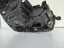 Laden Sie das Bild in den Galerie-Viewer, Frontscheinwerfer Opel Grandland X YP00016180 Full LED Links Headlight SCH7668433696vu