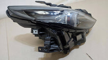 Laden Sie das Bild in den Galerie-Viewer, Frontscheinwerfer Mazda III BCJH-51030 Rechts Scheinwerfer Headlight SCH9826570804bv