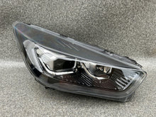 Laden Sie das Bild in den Galerie-Viewer, Frontscheinwerfer Ford Kuga I GV41-13D154-EF Bi-Xenon Rechts Headlight SCH3717957810we
