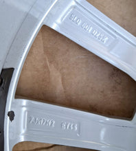 Load image into Gallery viewer, 1x Alufelge 17 Zoll 7.0" 5x112 45ET 5L0601025K Skoda I Rim Wheel FEL3736832488ml