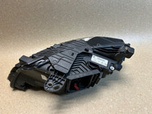 Load image into Gallery viewer, Frontscheinwerfer Peugeot 308 III 9849116280 Full LED Rechts Headlight SCH9471218371qc