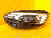 Laden Sie das Bild in den Galerie-Viewer, Frontscheinwerfer Mercedes-Benz W177 A1779066201A1779066201 Rechts oder Links SCH3631049502ko
