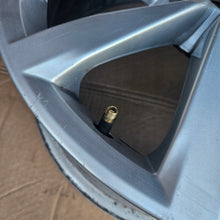 Load image into Gallery viewer, 1x Alufelge 17 Zoll 6.0" 5x112 48ET 5G0601025K VW Golf Vii Rim Wheel FEL3075299391ts