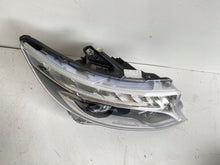 Laden Sie das Bild in den Galerie-Viewer, Frontscheinwerfer Mercedes-Benz Vito W447 A4479069800 LED Rechts Headlight SCH8521920007or