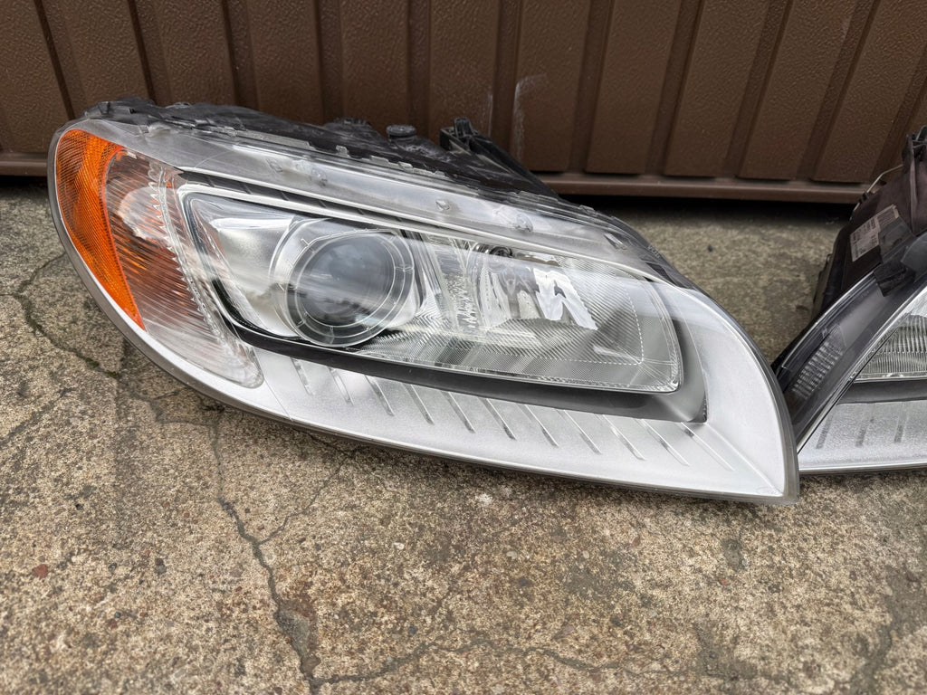 Frontscheinwerfer Volvo V70 I S80 31283920 31283919 Xenon Rechts Headlight SCH5269942255dr