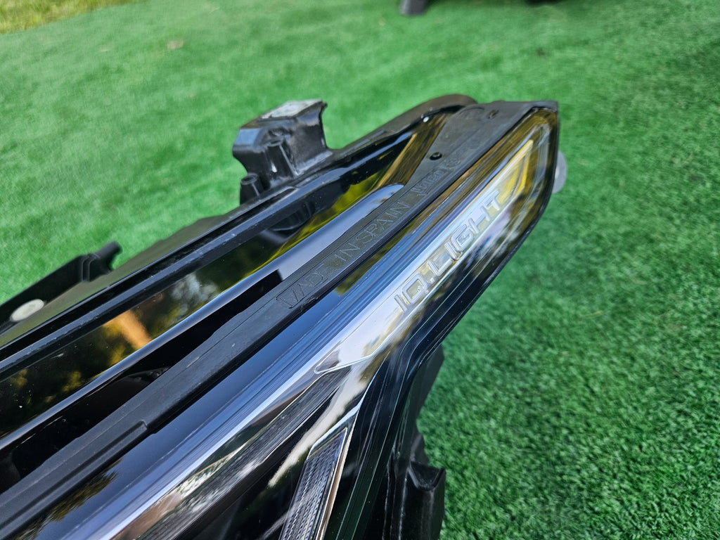 Frontscheinwerfer VW Golf VIII 5H1941059P Links Scheinwerfer Headlight SCH1168618000th