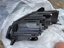 Laden Sie das Bild in den Galerie-Viewer, Frontscheinwerfer Dacia Sandero III Logan 260602561R LED Links Headlight SCH2081554281lh