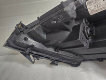 Laden Sie das Bild in den Galerie-Viewer, Frontscheinwerfer Opel Zafira C 13399859RH Rechts Scheinwerfer Headlight