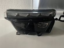 Laden Sie das Bild in den Galerie-Viewer, Frontscheinwerfer Skoda Kamiq 658941015D Full LED Links Scheinwerfer Headlight SCH6070998265rn