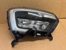 Laden Sie das Bild in den Galerie-Viewer, Frontscheinwerfer Renault Master I 260105567R Rechts Scheinwerfer Headlight SCH7454995279kq