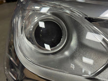 Laden Sie das Bild in den Galerie-Viewer, Frontscheinwerfer Citroën C4 Aircross 1608386980 1608874480 1608874380 Rechts SCH2464727687mh