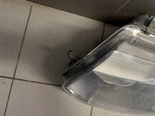Laden Sie das Bild in den Galerie-Viewer, Frontscheinwerfer VW T5 7E1941015H Links Scheinwerfer Headlight SCH3201547597gm