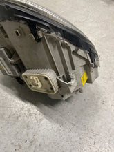 Laden Sie das Bild in den Galerie-Viewer, Frontscheinwerfer Mercedes-Benz Sl R230 A2308207361 Links Scheinwerfer Headlight SCH4520733930zb