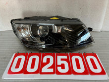 Laden Sie das Bild in den Galerie-Viewer, Frontscheinwerfer Skoda Octavia III 5E1941016B Xenon Rechts Headlight SCH7832510410cq