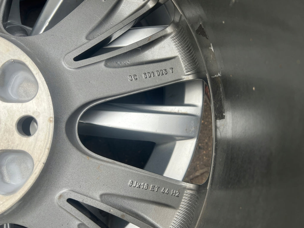 1x Alufelge 18 Zoll 8.0" 5x112 44ET Glanz Graphit 3C0601025 Mg Passat Rim Wheel FEL5133159414dl