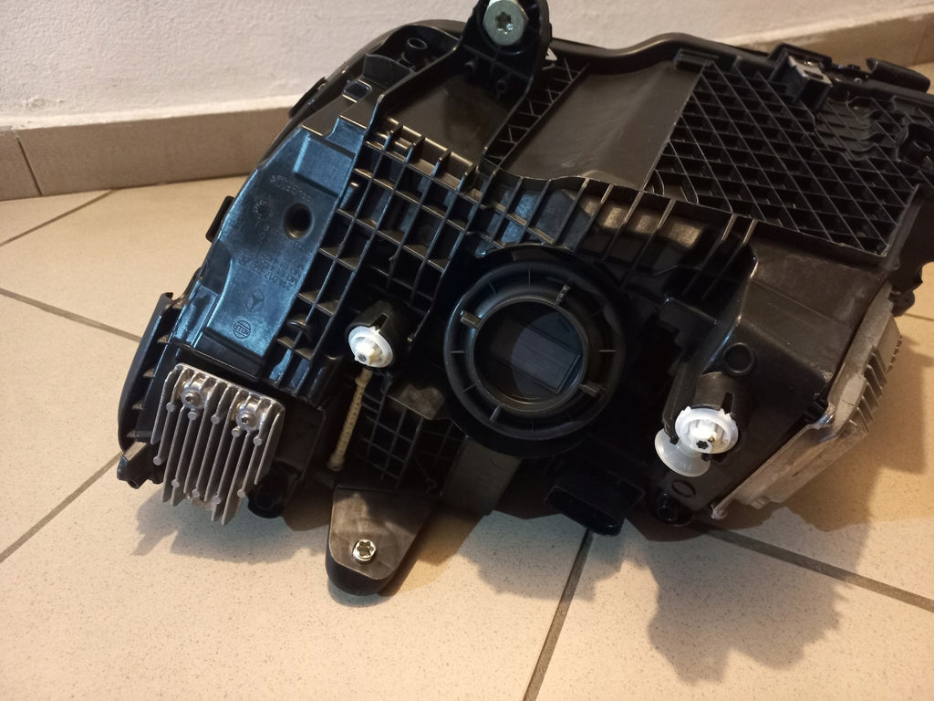 Frontscheinwerfer Mercedes-Benz W205 A205 A2059066006 Full LED Rechts oder Links SCH3394323417iz