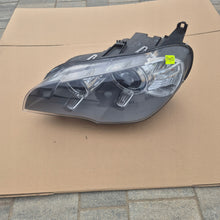 Load image into Gallery viewer, Frontscheinwerfer BMW X5 E70 7221895 Xenon Links Scheinwerfer Headlight SCH9379913450zh