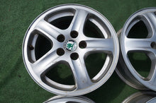 Load image into Gallery viewer, 4x Alufelge 15 Zoll 6.0" 5x100 38ET Glanz Silber 1U0601025 Skoda Octavia I Fabia FEL2665990004ux