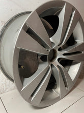 Laden Sie das Bild in den Galerie-Viewer, 1x Alufelge 17 Zoll 8.0" 5x120 6783284 BMW 5 E39 E60 Rim Wheel FEL4582600098yv