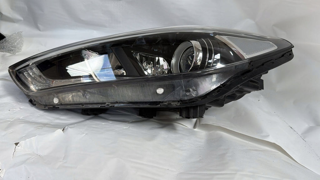 Frontscheinwerfer Hyundai Tucson 92101-D7100 Links Scheinwerfer Headlight SCH6313804563wx