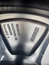 Load image into Gallery viewer, 1x Alufelge 17 Zoll 6.5" 4x108 32ET 9849269080 MA-DAR81 Peugeot Ii Rim Wheel FEL8452839862ex