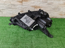 Laden Sie das Bild in den Galerie-Viewer, Frontscheinwerfer Mercedes-Benz Gls A1679065101 Links Scheinwerfer Headlight SCH2342318776au