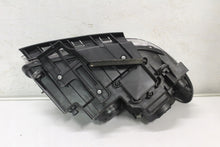 Laden Sie das Bild in den Galerie-Viewer, Frontscheinwerfer Opel Commodore 92285806 Links Scheinwerfer Headlight SCH6693948848yv