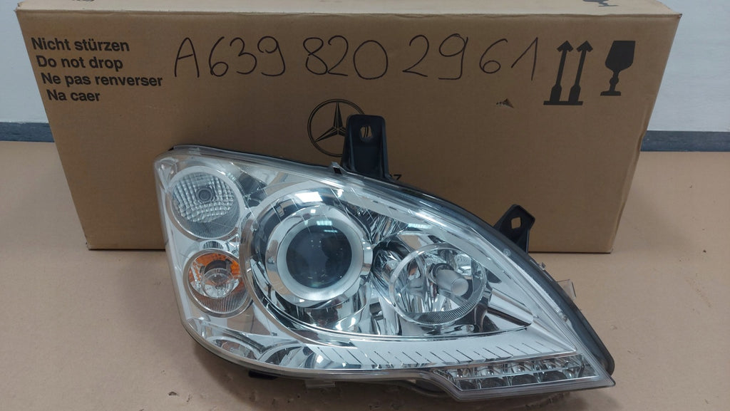 Frontscheinwerfer Mercedes-Benz Viano A6398202961 Rechts Scheinwerfer Headlight SCH6920100771sd