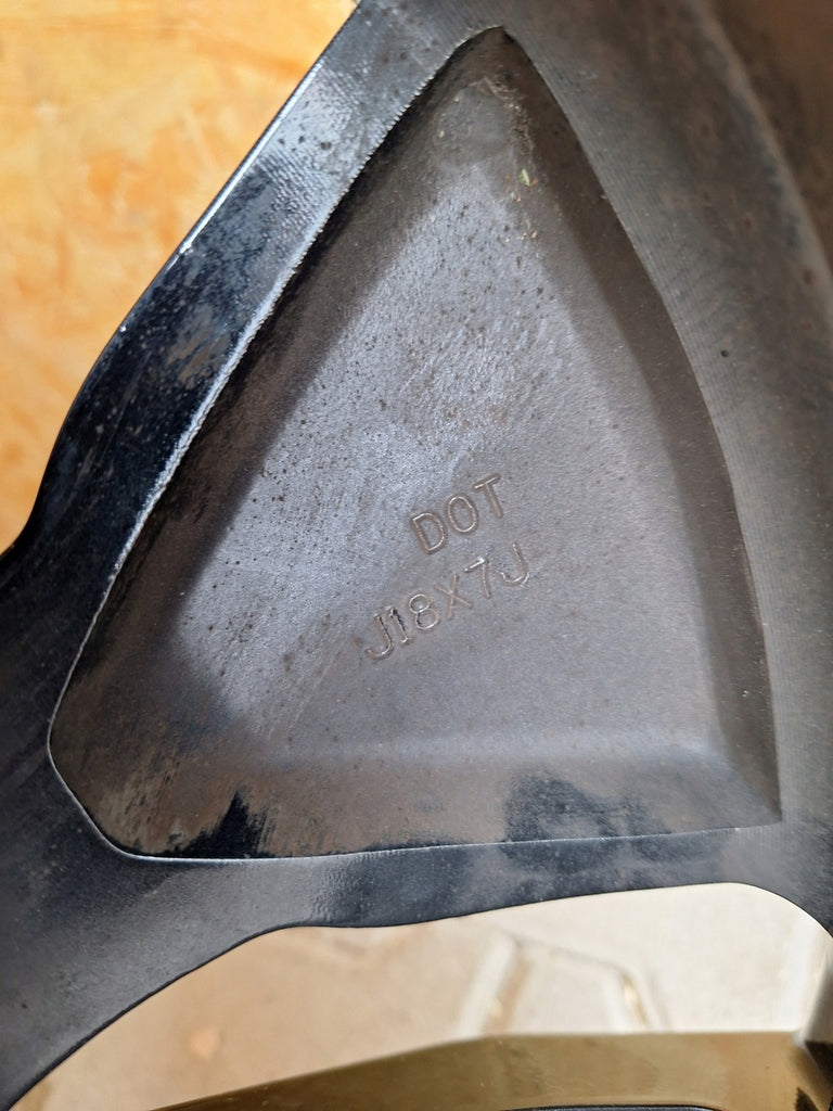 1x Alufelge 18 Zoll 7.0" 5x114.3 38ET Mitsubishi Outlander Eclipse Rim Wheel