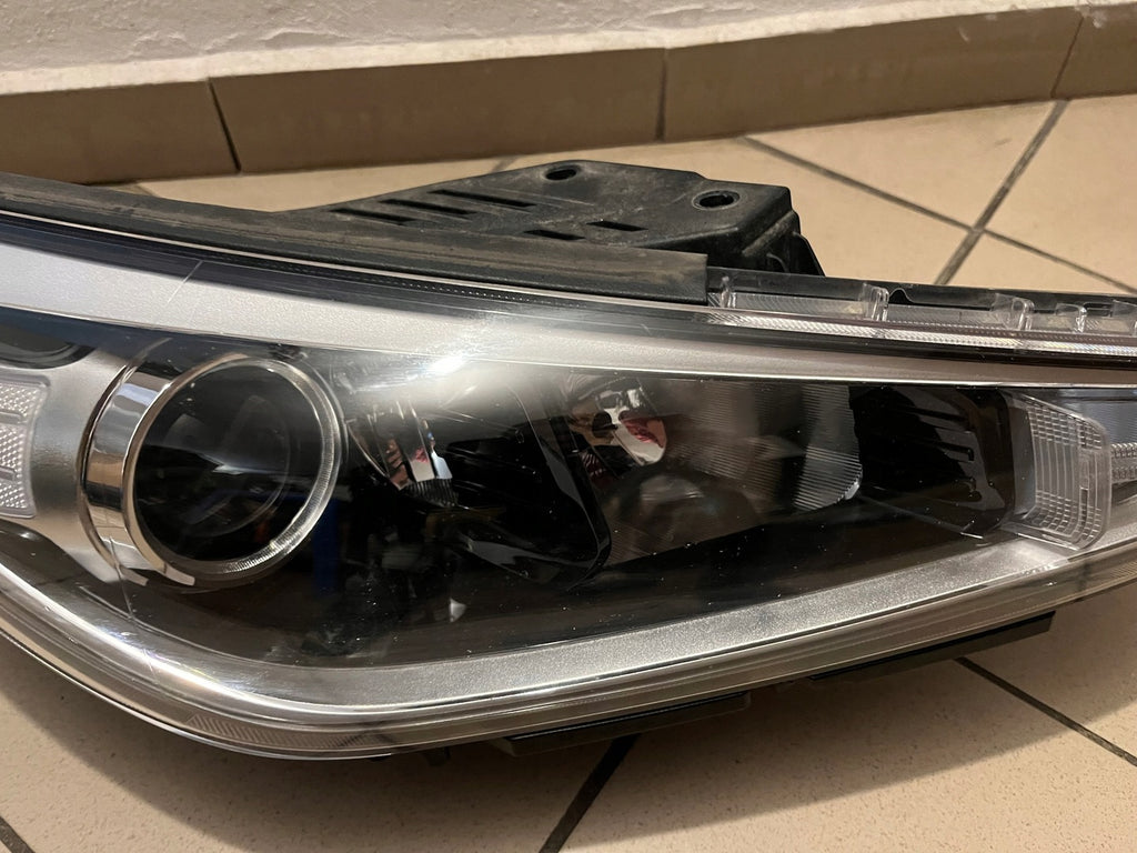 Frontscheinwerfer Hyundai I30 III 92102-G4020 Rechts Scheinwerfer Headlight