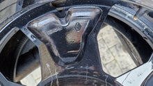 Laden Sie das Bild in den Galerie-Viewer, 1x Alufelge 17 Zoll 6.5&quot; 5x114.3 50ET Glanz Schwarz 403000531 Renault Rim Wheel