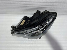 Laden Sie das Bild in den Galerie-Viewer, Frontscheinwerfer Mercedes-Benz Coupe A2078201359KZ Links Scheinwerfer Headlight