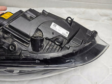 Load image into Gallery viewer, Frontscheinwerfer Volvo V40 31420008 Rechts Scheinwerfer Headlight SCH2620204177to