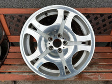 Laden Sie das Bild in den Galerie-Viewer, 1x Alufelge 19 Zoll 9.0" 5x120 18ET 6760628 BMW E63 E64 Rim Wheel FEL7551748458ik