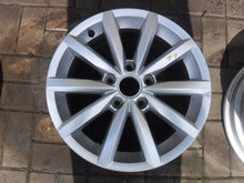 Load image into Gallery viewer, 1x Alufelge 16 Zoll 6.5" 5x112 46ET 560601025BQ VW Rim Wheel FEL3712598553xl