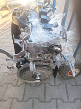 Laden Sie das Bild in den Galerie-Viewer, Motor Audi A4 DMS 2.0 70TKm 2019 Benzin Engine Unkomplett MOT4690991884ur
