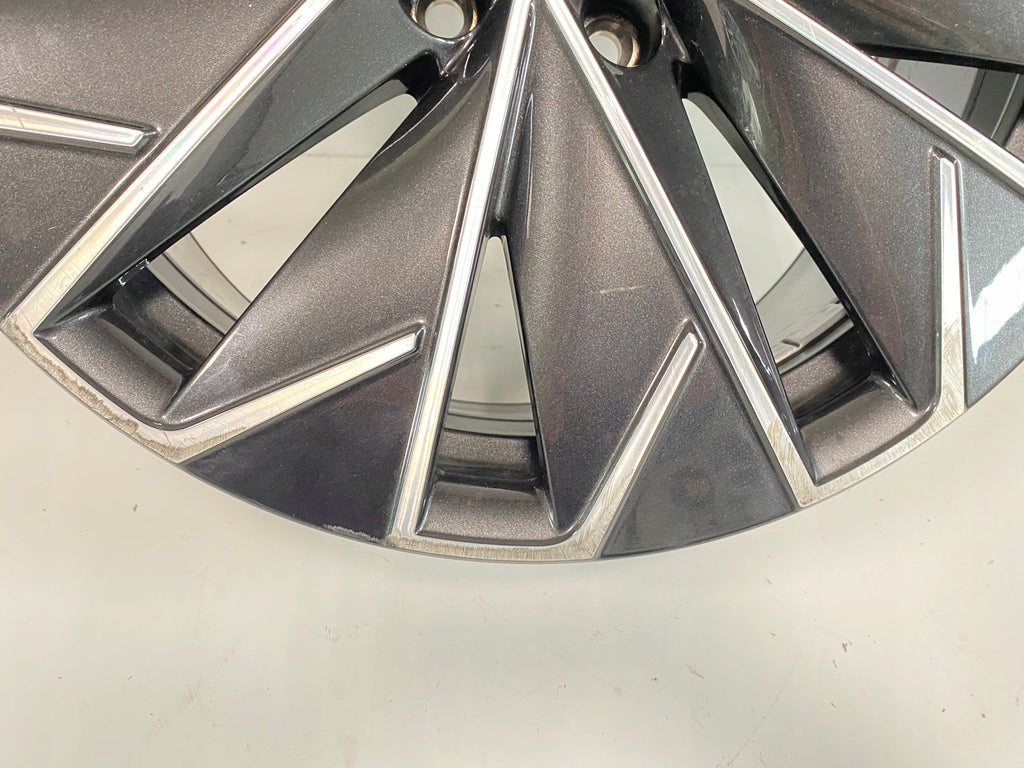 1x Alufelge 18 Zoll 8.0" 5x112 44ET Glanz Schwarz 3V0601025B Skoda Superb Iii