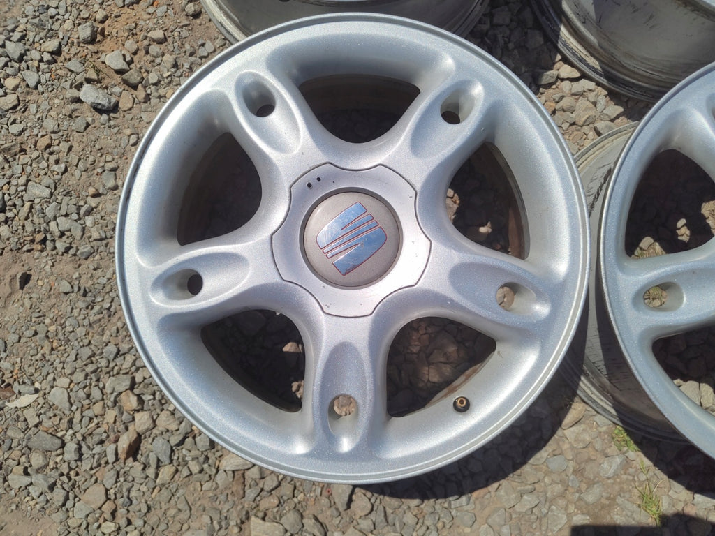 4x Alufelge 16 Zoll 6.5" 5x100 44 5ET Silber 1M0601025A Seat Rim Wheel FEL2740261690sw
