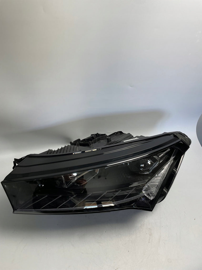 Frontscheinwerfer Skoda Enyaq 5LB941015A- Full LED Ein Stück (Rechts oder Links)