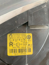 Laden Sie das Bild in den Galerie-Viewer, Frontscheinwerfer VW Golf V Jetta 1K6941006A FALSE Scheinwerfer Headlight SCH1474287345lg