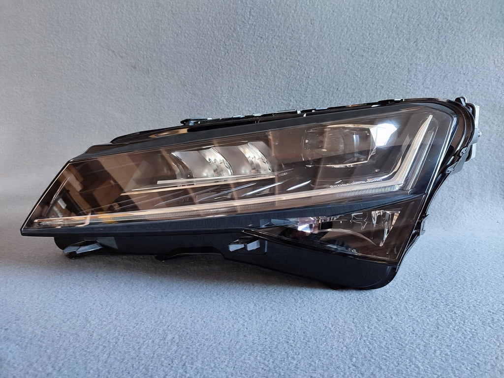 Frontscheinwerfer Skoda Superb III 3V1941015D LED Links Scheinwerfer Headlight