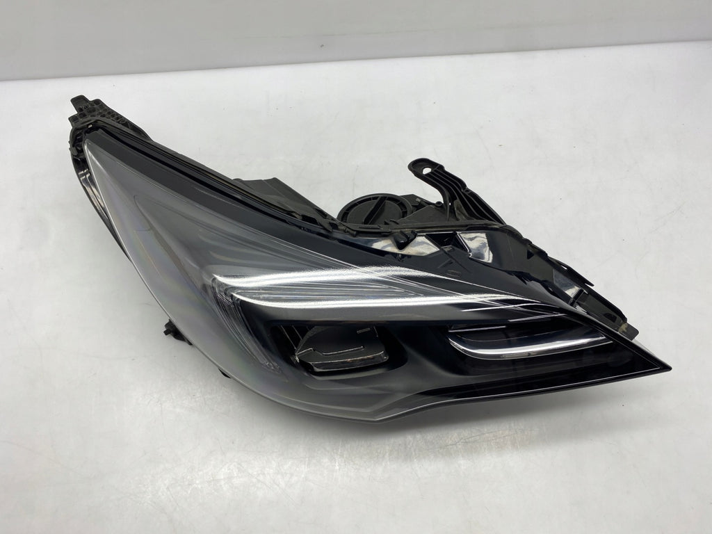 Frontscheinwerfer Opel Astra 39195689 LED Rechts Scheinwerfer Headlight SCH7841545124bg
