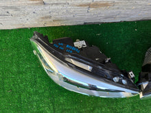 Laden Sie das Bild in den Galerie-Viewer, Frontscheinwerfer BMW 1 F21 F20 8738691 8638692 LED Ein Satz Headlight SCH3359616857mf