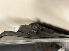 Load image into Gallery viewer, Frontscheinwerfer Toyota Yaris Links Scheinwerfer Headlight