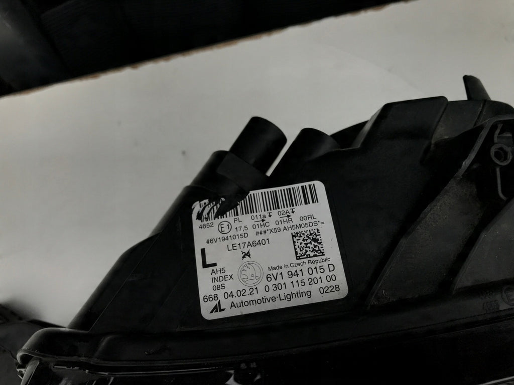 Frontscheinwerfer Skoda Fabia III 6V1941015D LED Links Scheinwerfer Headlight