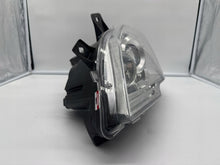 Laden Sie das Bild in den Galerie-Viewer, Frontscheinwerfer Mercedes-Benz Viano W639 Vito A6398202861 Links Headlight SCH8884831720zr