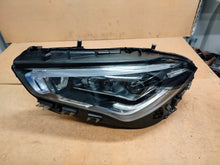 Laden Sie das Bild in den Galerie-Viewer, Frontscheinwerfer Mercedes-Benz Cla A1189066901 Links Scheinwerfer Headlight SCH8334641531tl